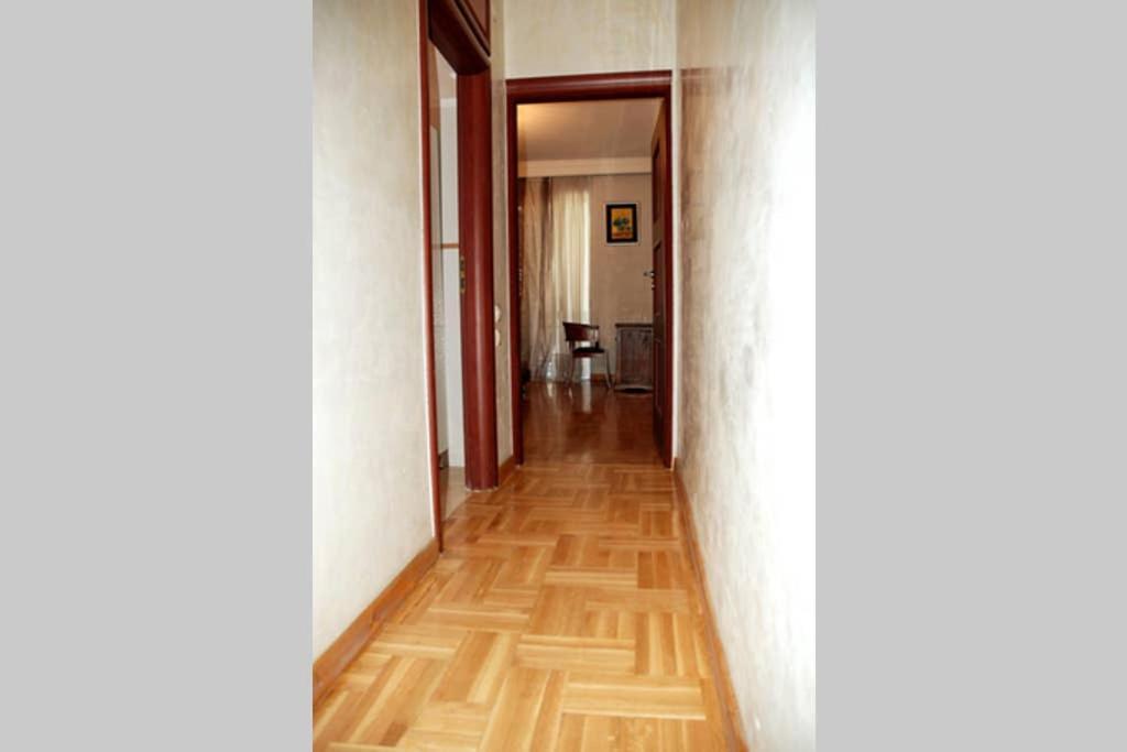 Elegant Luminous Downtown Apartman Szaloniki Kültér fotó